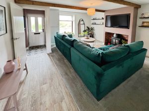 Lounge- click for photo gallery